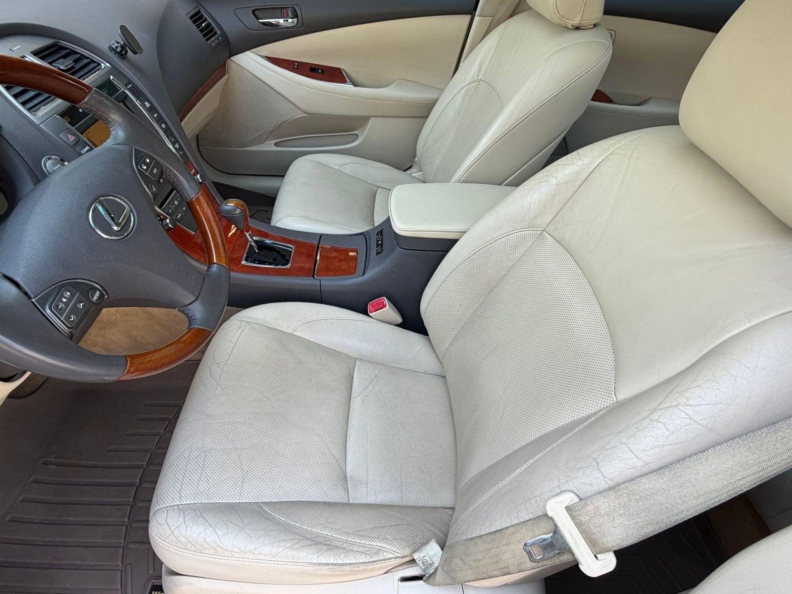 Used 2011 Lexus ES 350 image 22