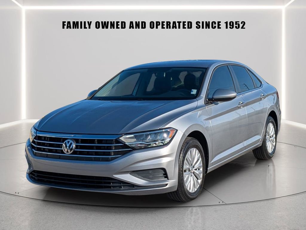 Used 2019 Volkswagen Jetta S w/ Driver Assistance Package FWD image 2