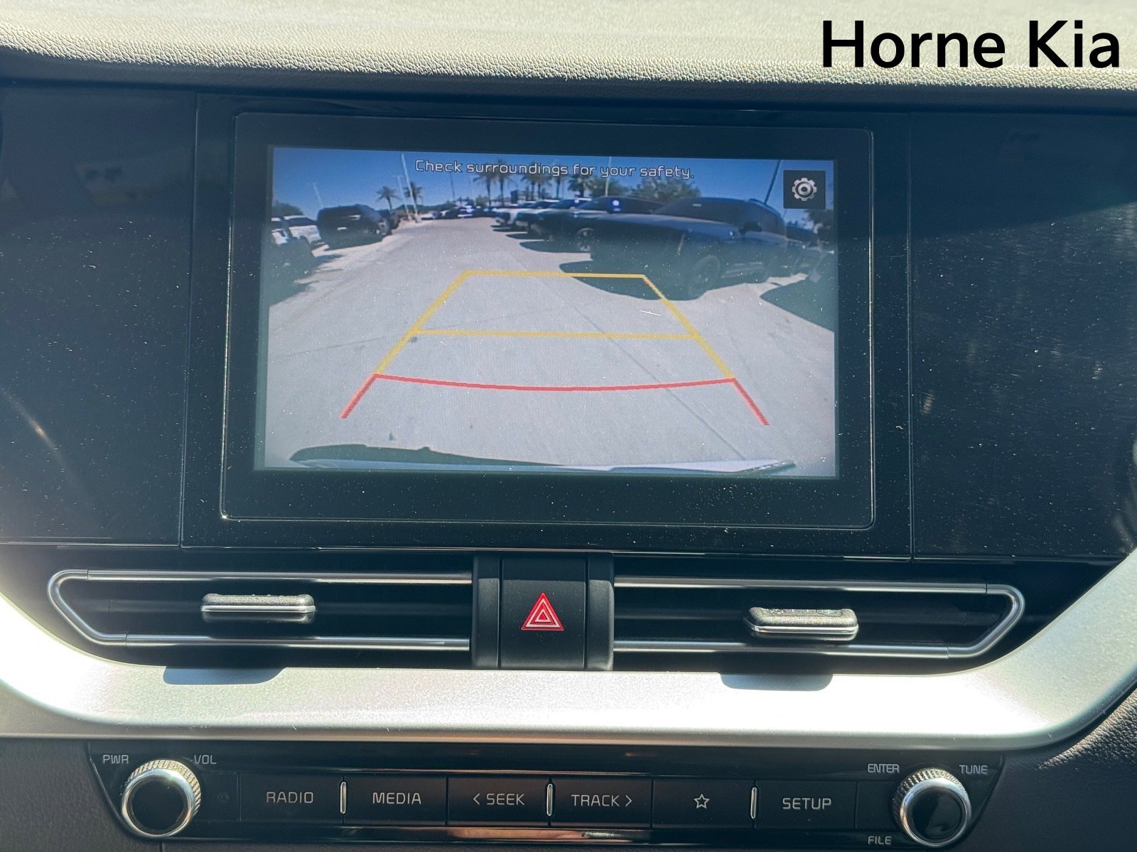 Used 2022 Kia Niro LX image 21