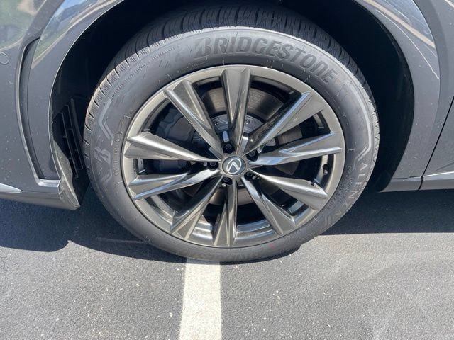 New 2026 Lexus RX 350 F Sport AWD/4WD image 9