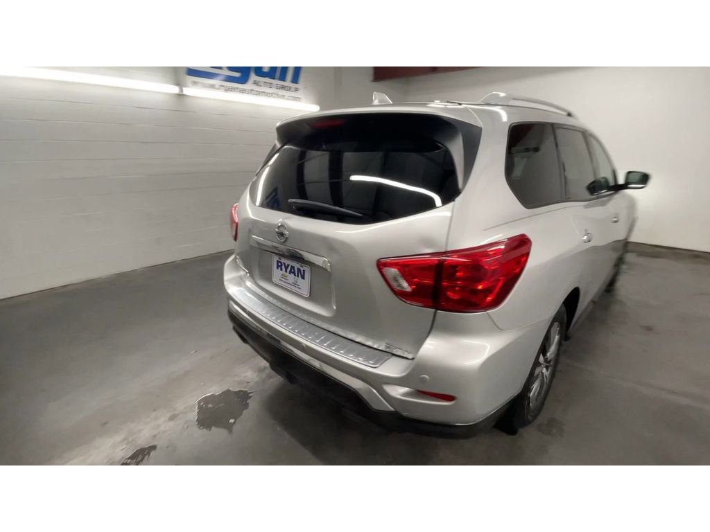 Used 2020 Nissan Pathfinder S image 8