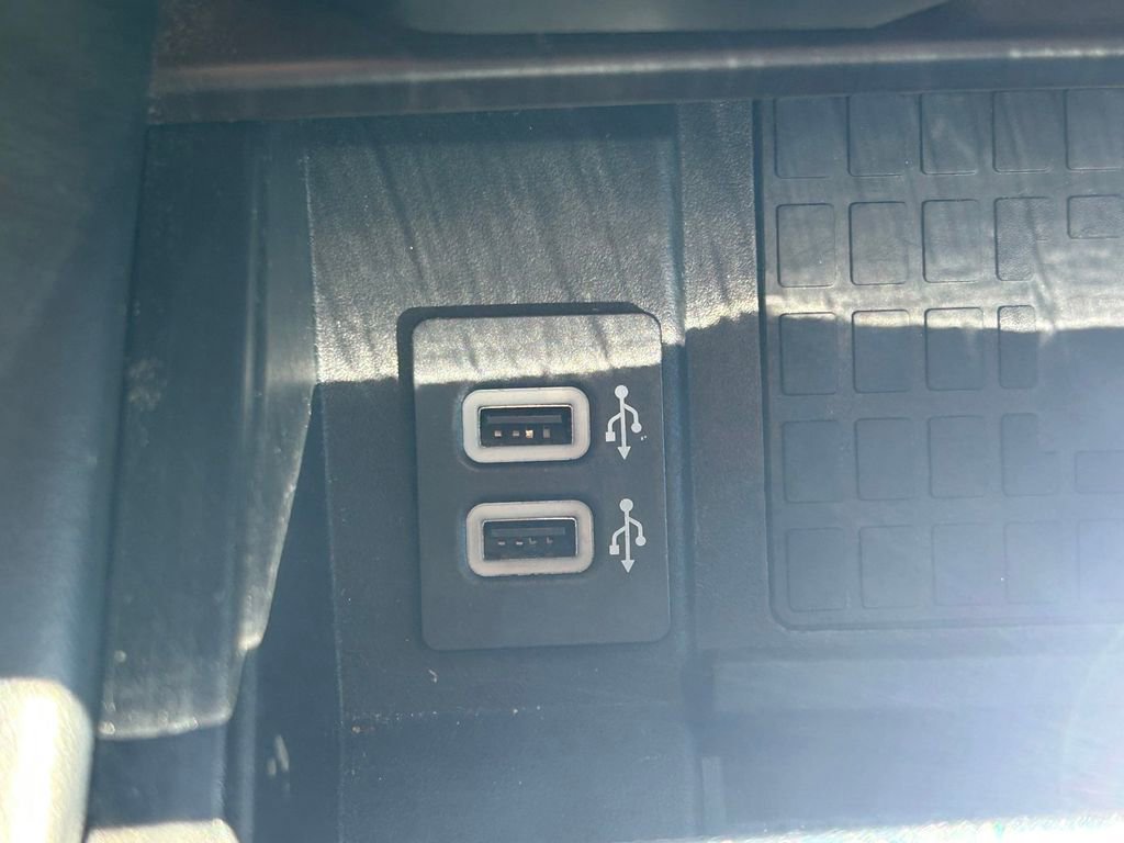Used 2019 Ford Expedition Platinum RWD image 35