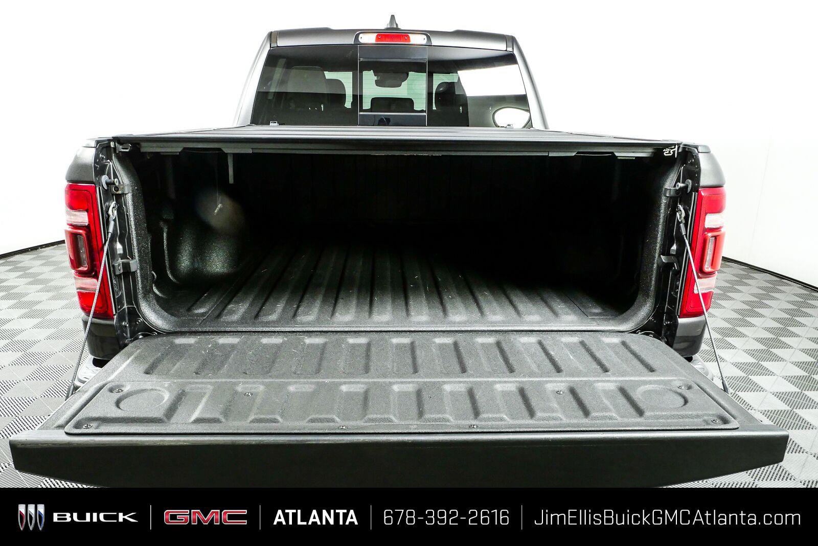 Used 2020 RAM 1500 Limited AWD/4WD image 30