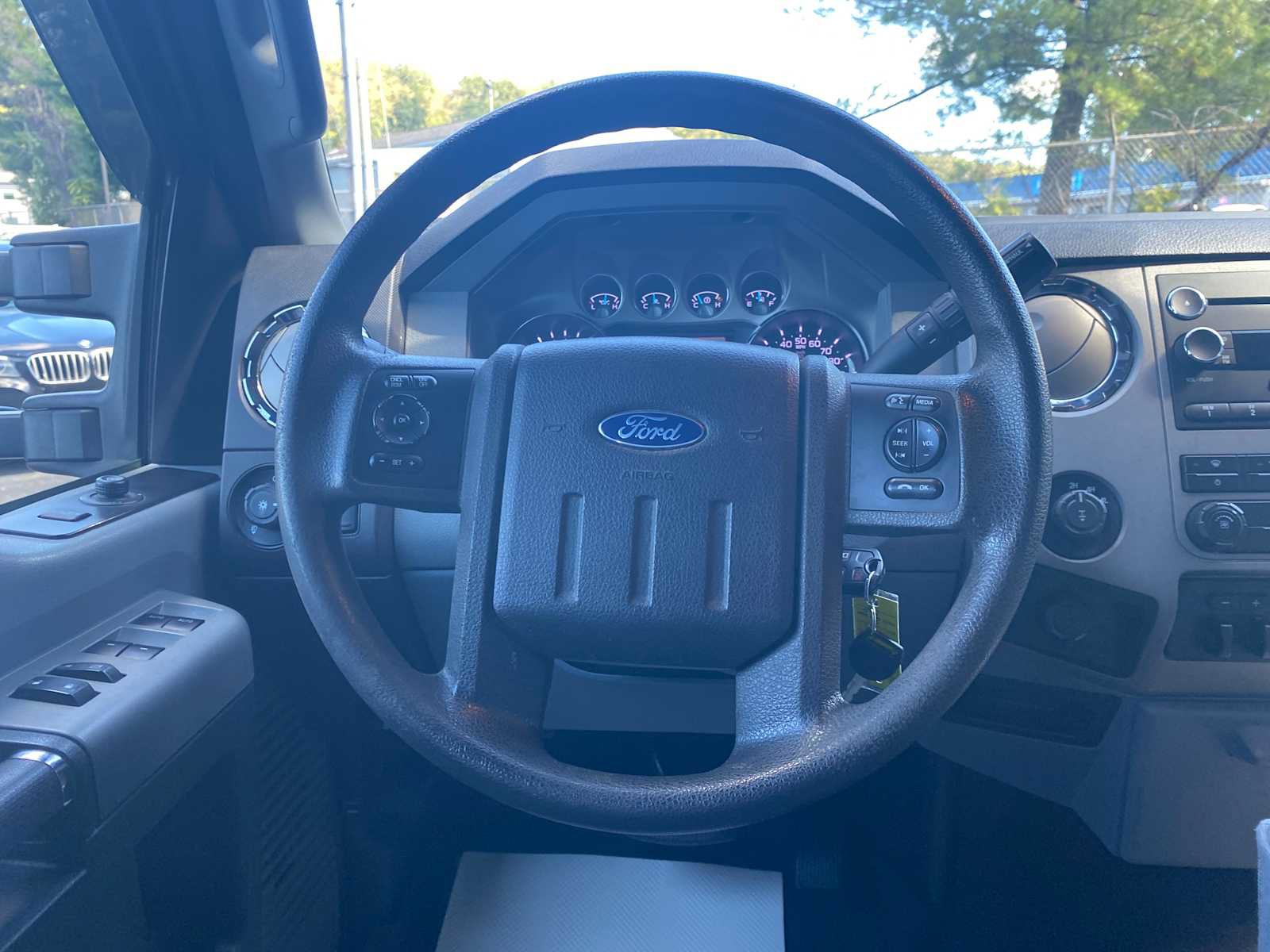 Used 2016 Ford F250 XLT w/ XLT Premium Package AWD/4WD image 14