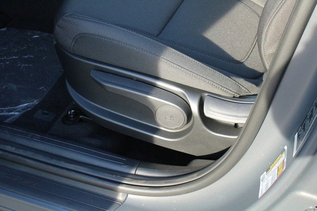 Used 2025 Hyundai Tucson SE image 13