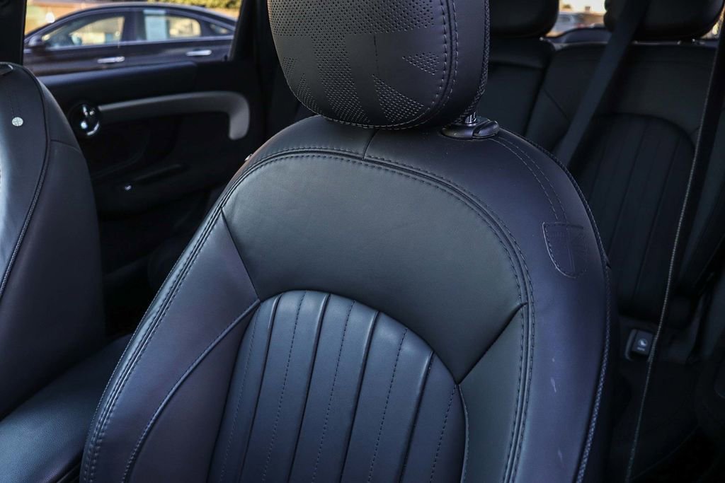 Used 2023 MINI Cooper Countryman SE w/ Storage Package image 32