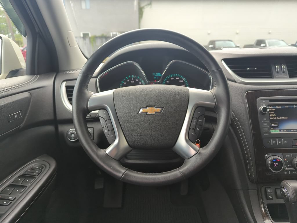 Used 2016 Chevrolet Traverse LTZ FWD image 16