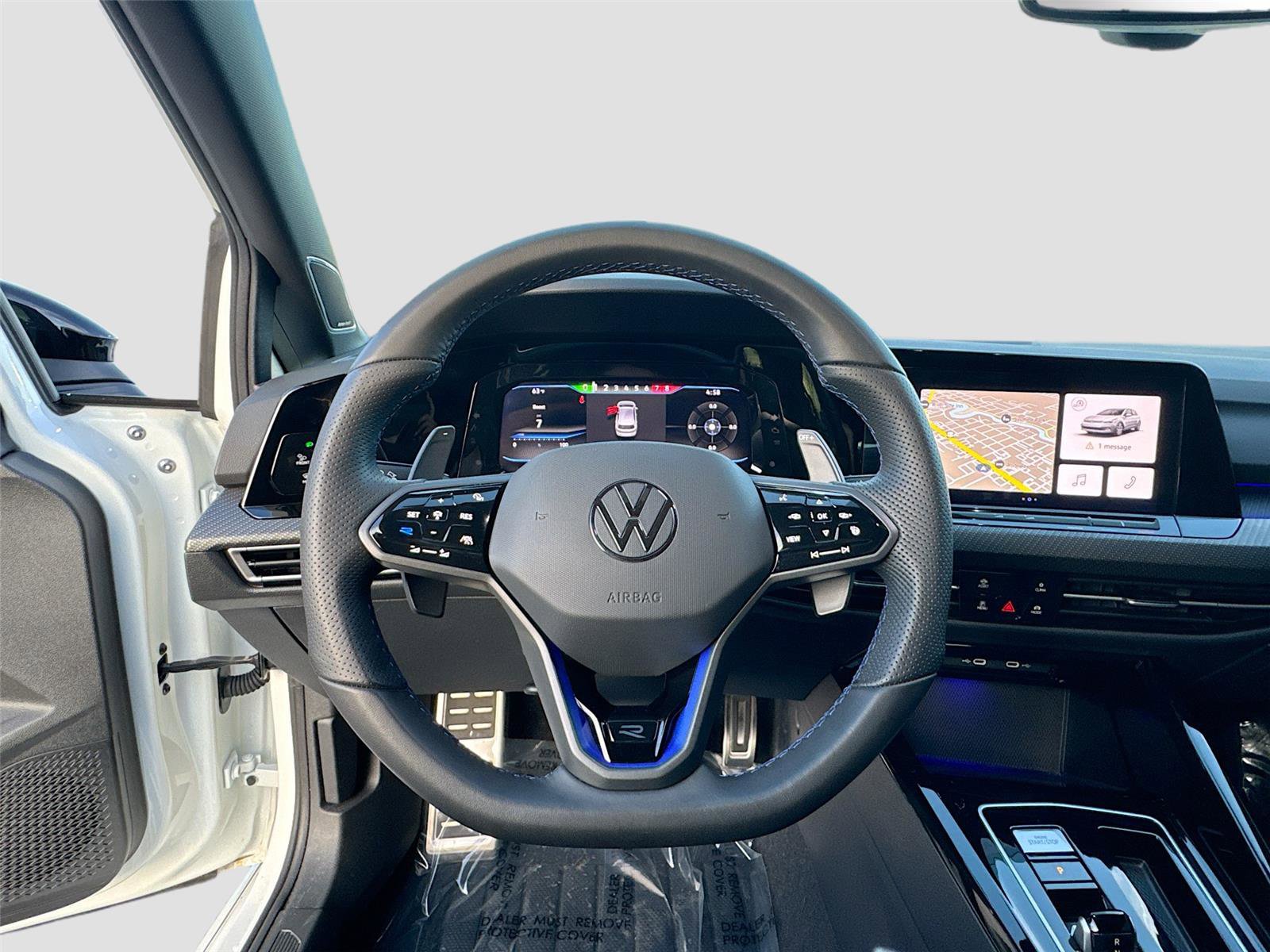 Used 2024 Volkswagen Golf R image 10