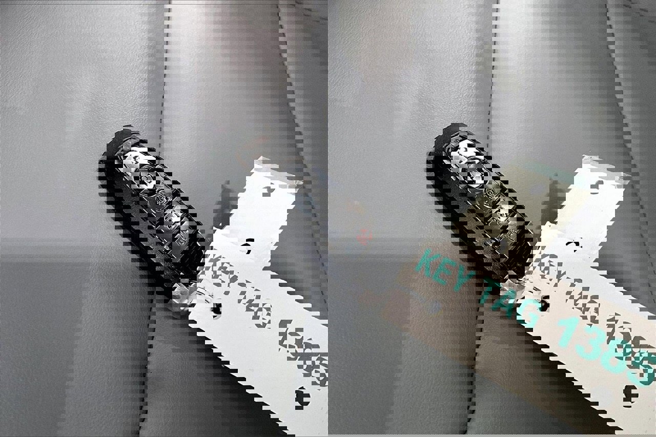 Used 2021 Ford Explorer XLT w/ Equipment Group 202A image 18