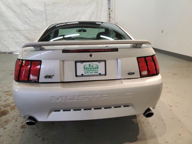 Used 2004 Ford Mustang GT RWD image 4