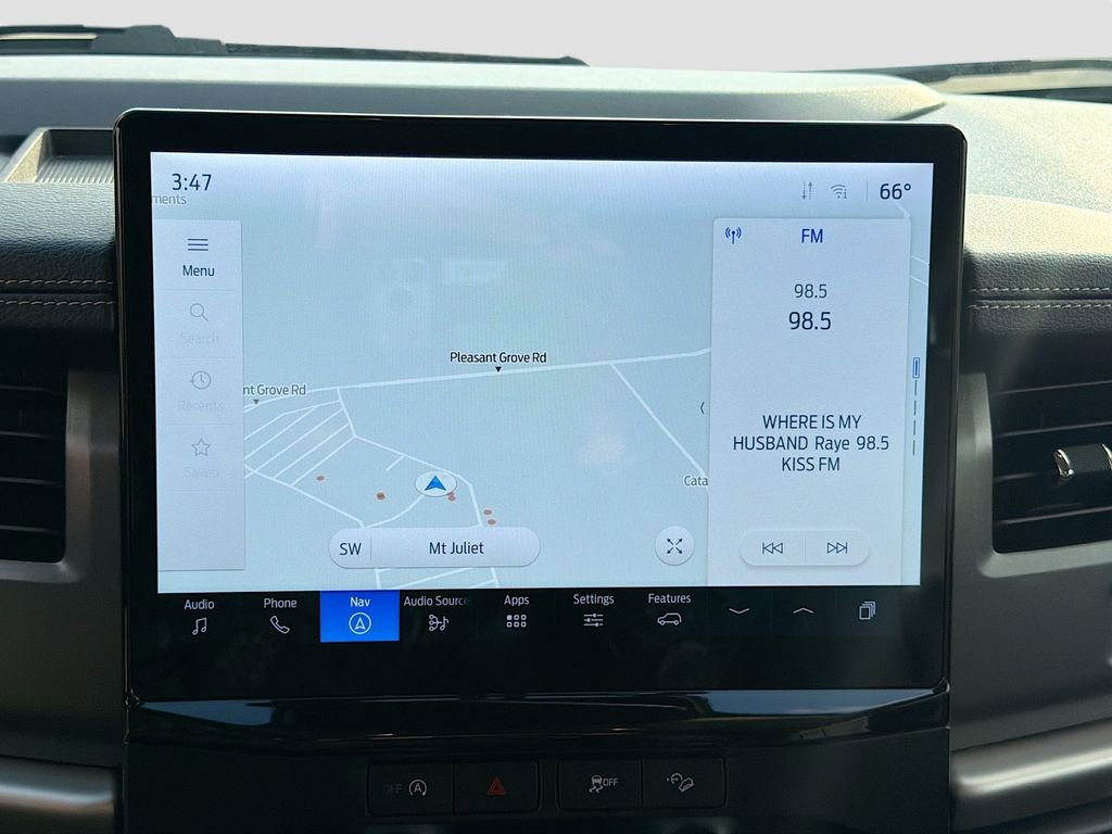 Used 2024 Ford Expedition XLT image 34