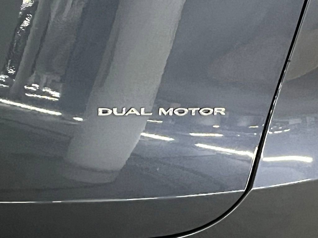 Used 2021 Tesla Model Y Long Range image 33