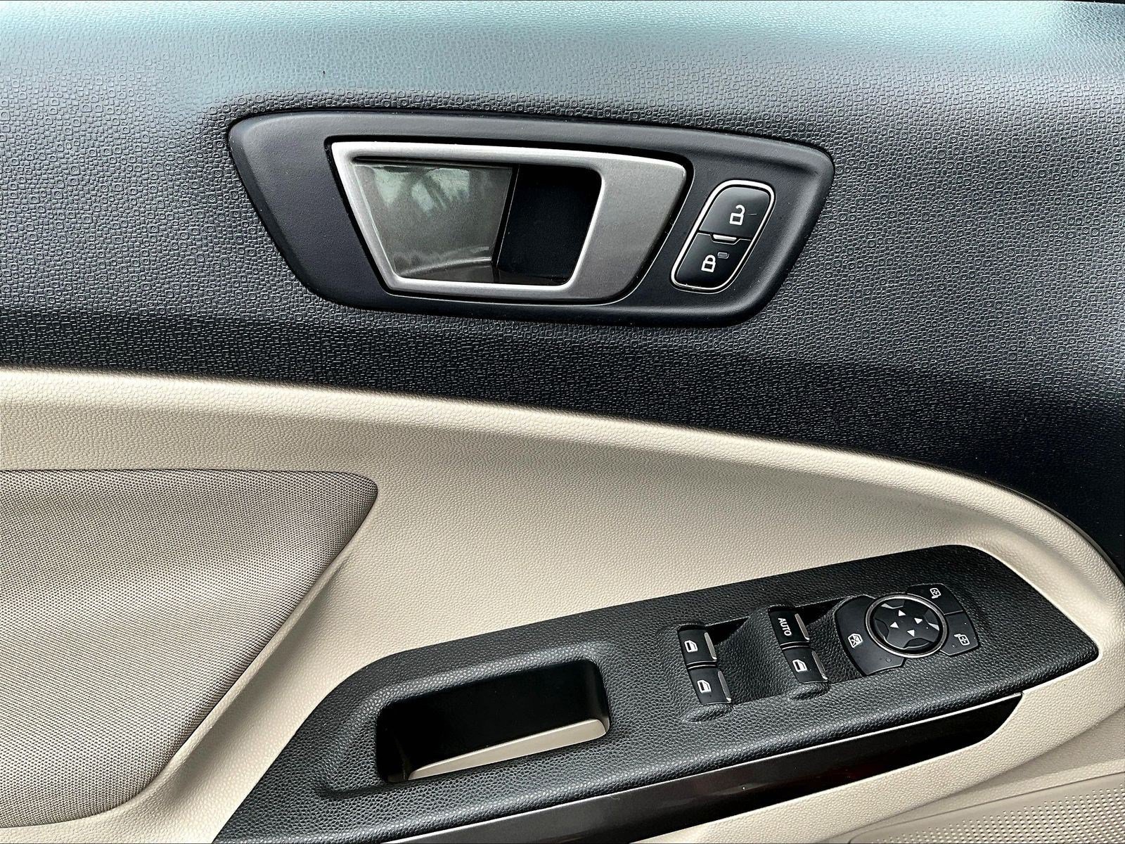 Used 2020 Ford EcoSport SE w/ SE Convenience Package FWD image 38