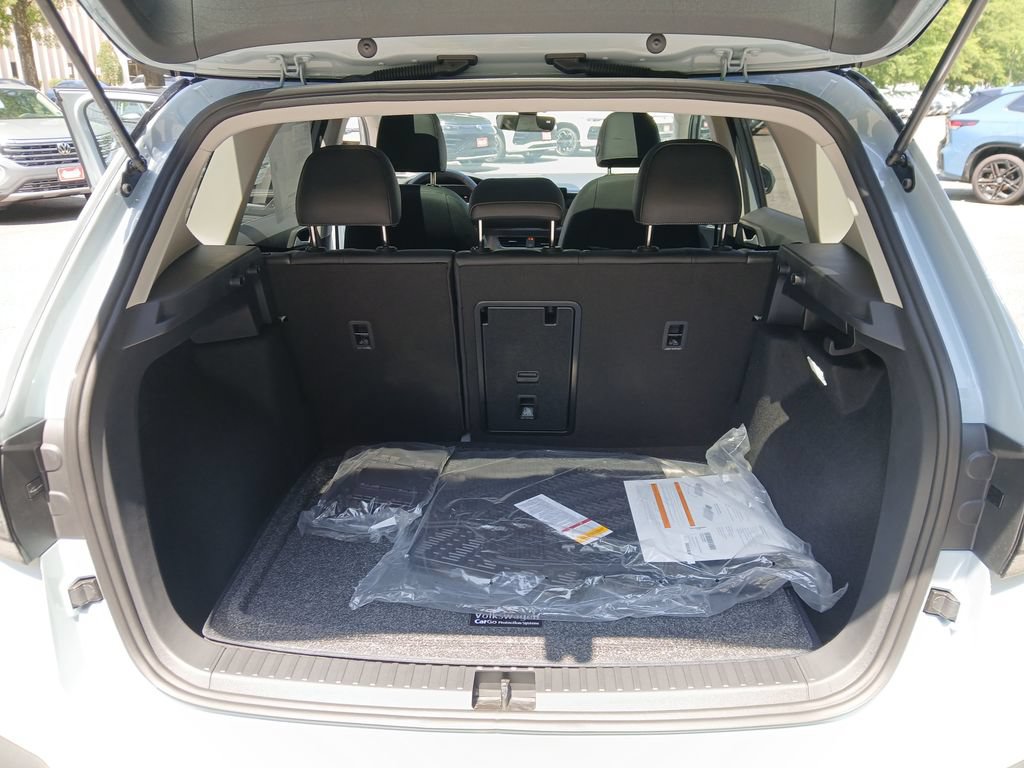 New 2026 Volkswagen Taos SE AWD/4WD image 22