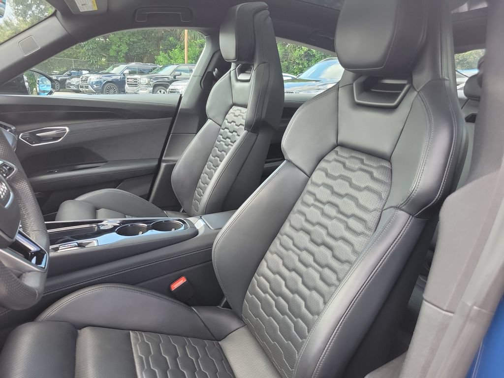 Used 2024 Audi e-tron GT Premium Plus w/ Performance Package AWD/4WD image 25