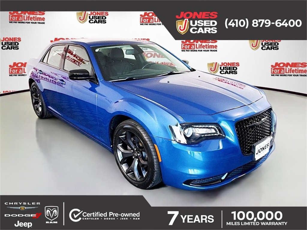 Used 2021 Chrysler 300 Touring w/ Sport Appearance Package image 1