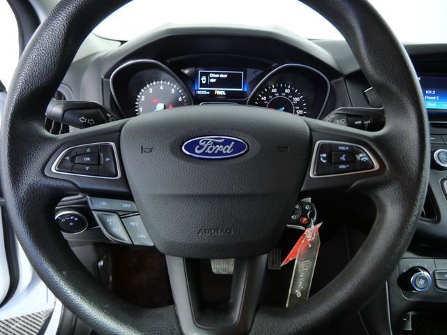 Used 2015 Ford Focus SE w/ Exterior Protection Package image 20
