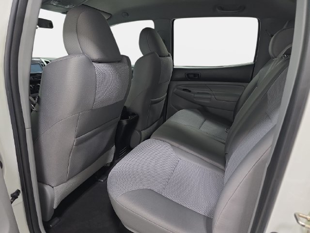 Used 2015 Toyota Tacoma 4x4 Double Cab w/ TRD Off-Road Package image 12