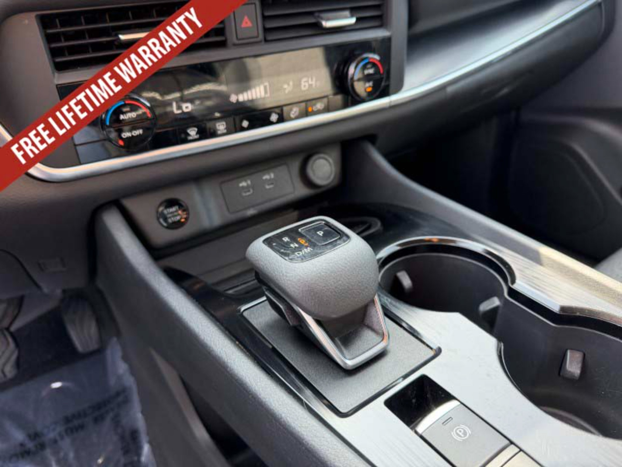 Used 2025 Nissan Rogue SV AWD/4WD image 25