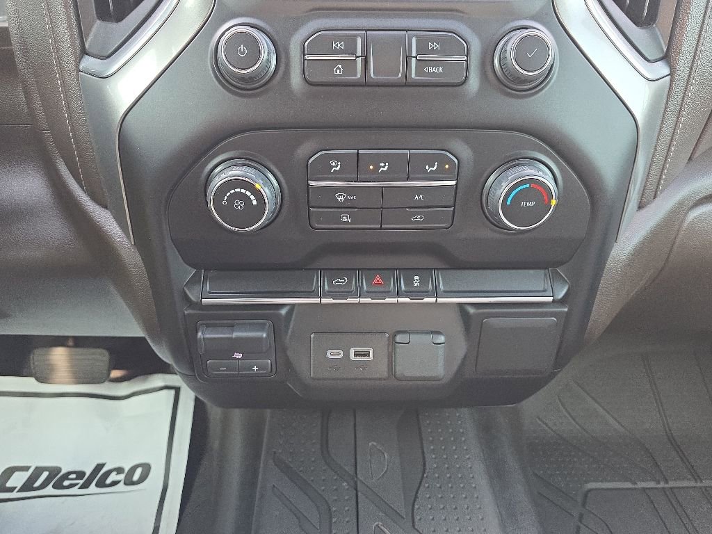 Used 2022 Chevrolet Silverado 2500 LT AWD/4WD image 24