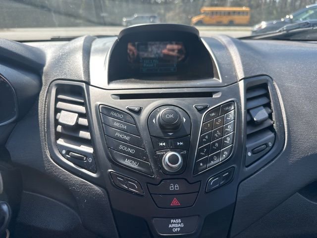 Used 2014 Ford Fiesta SE image 14