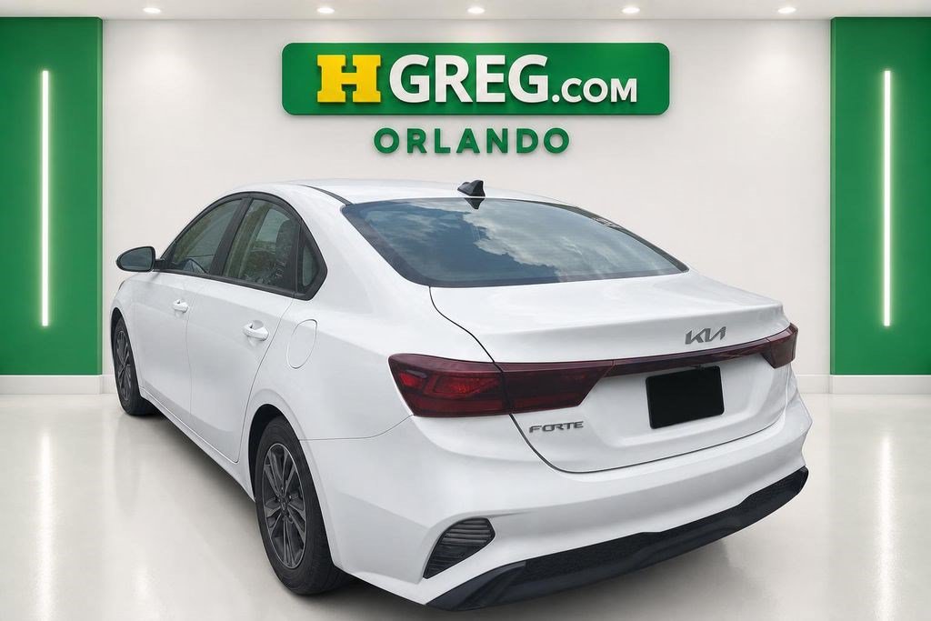 Used 2022 Kia Forte LXS FWD image 7