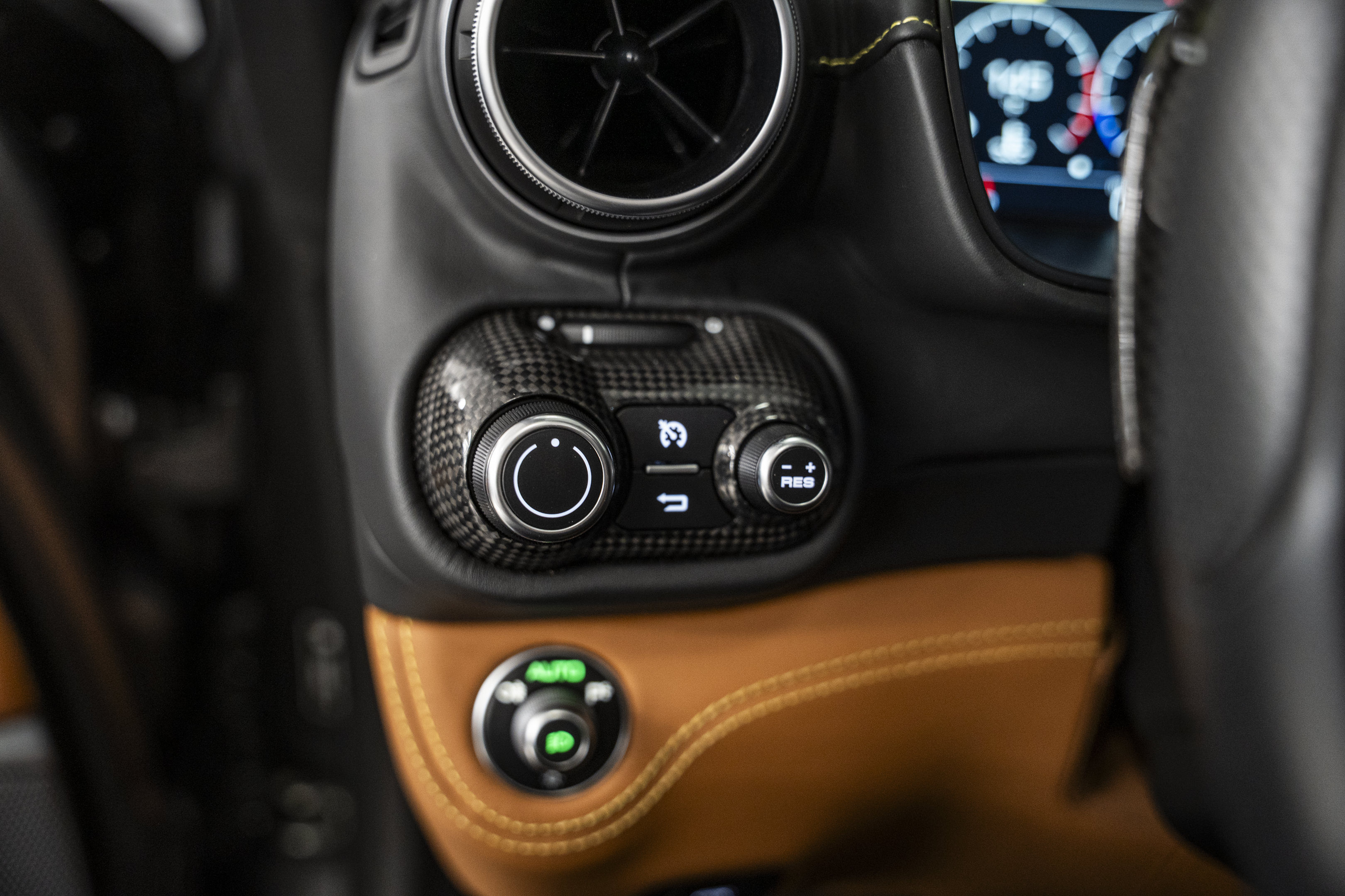 Used 2022 Ferrari Portofino M RWD image 44