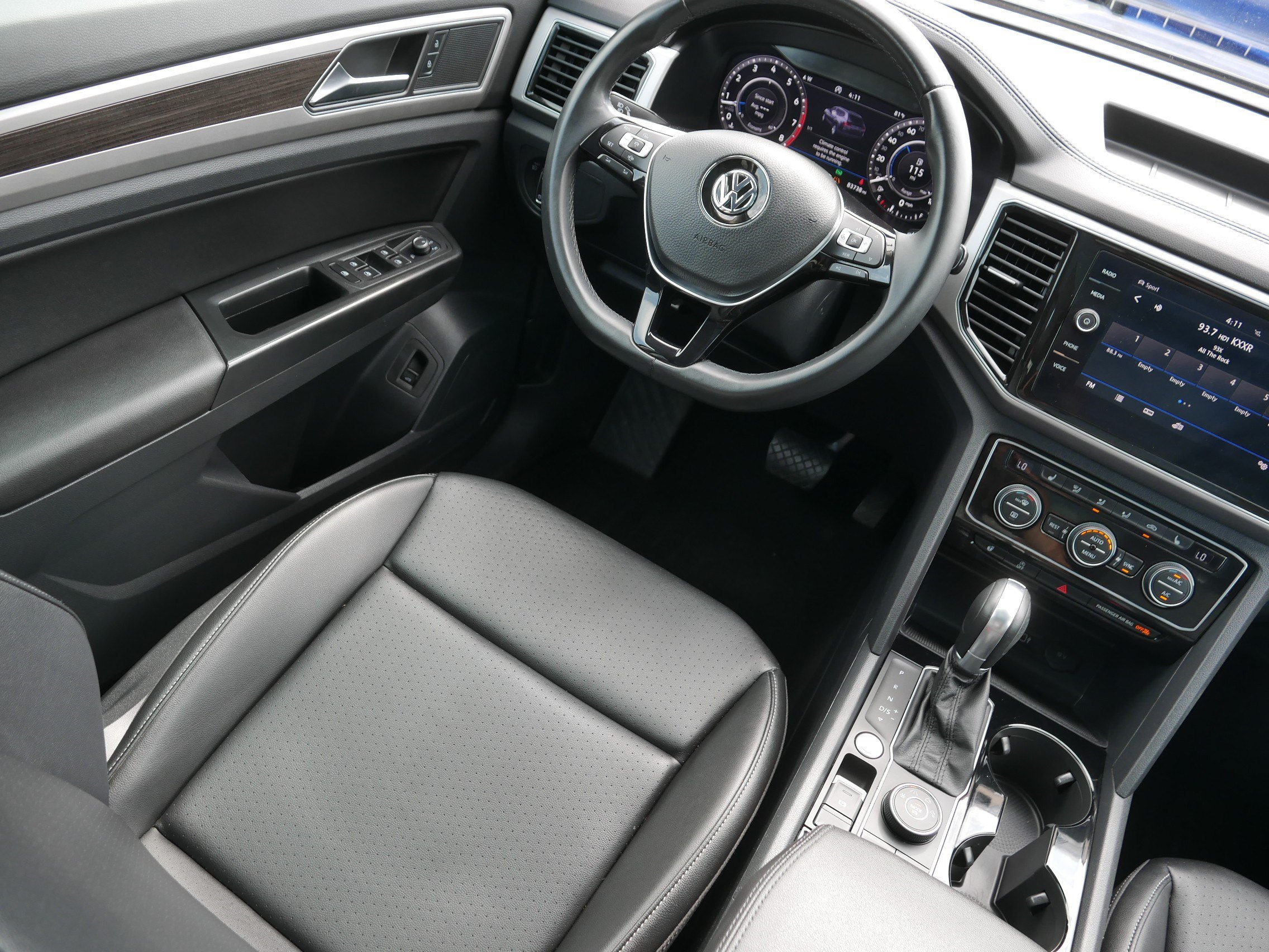 Used 2019 Volkswagen Atlas SEL AWD/4WD image 9