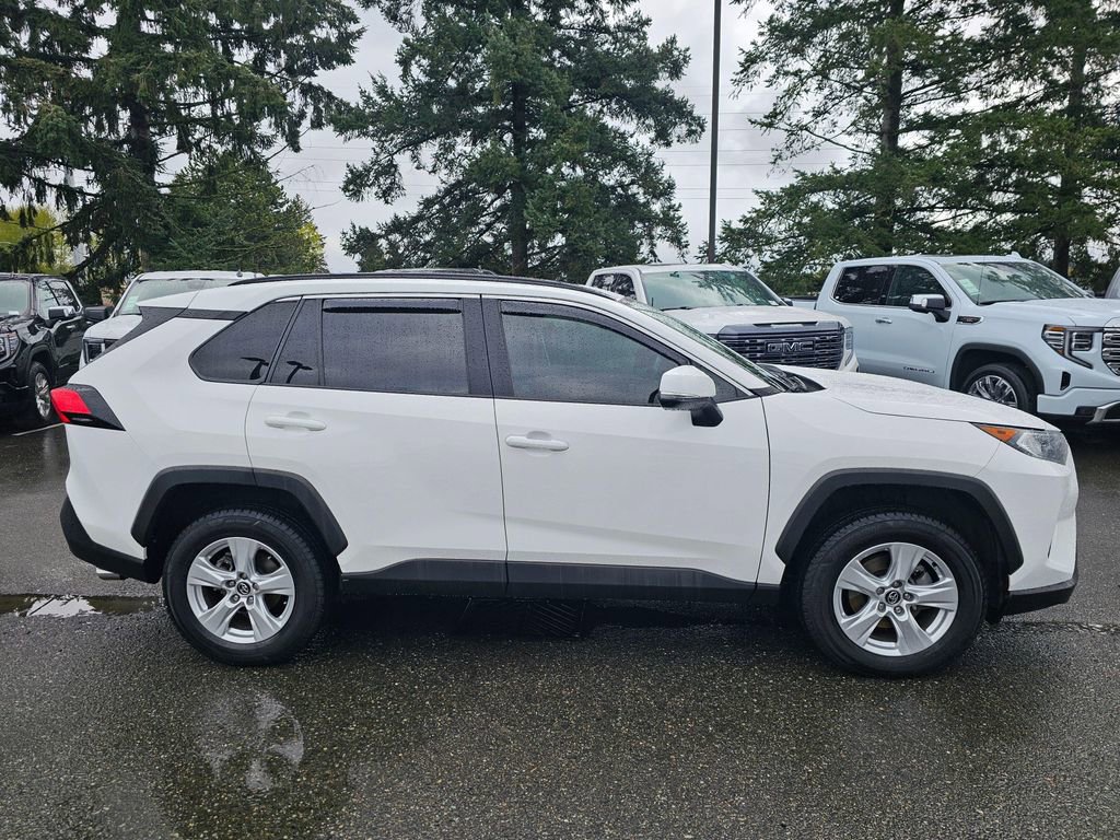 Used 2020 Toyota RAV4 XLE w/ Convenience Package AWD/4WD image 6
