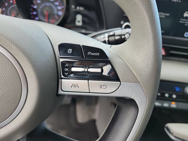 Used 2021 Hyundai Elantra SEL FWD image 22