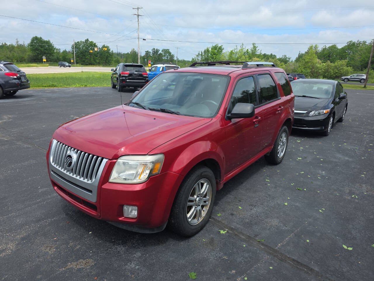 Used 2010 Mercury Mariner Premier AWD/4WD image 2