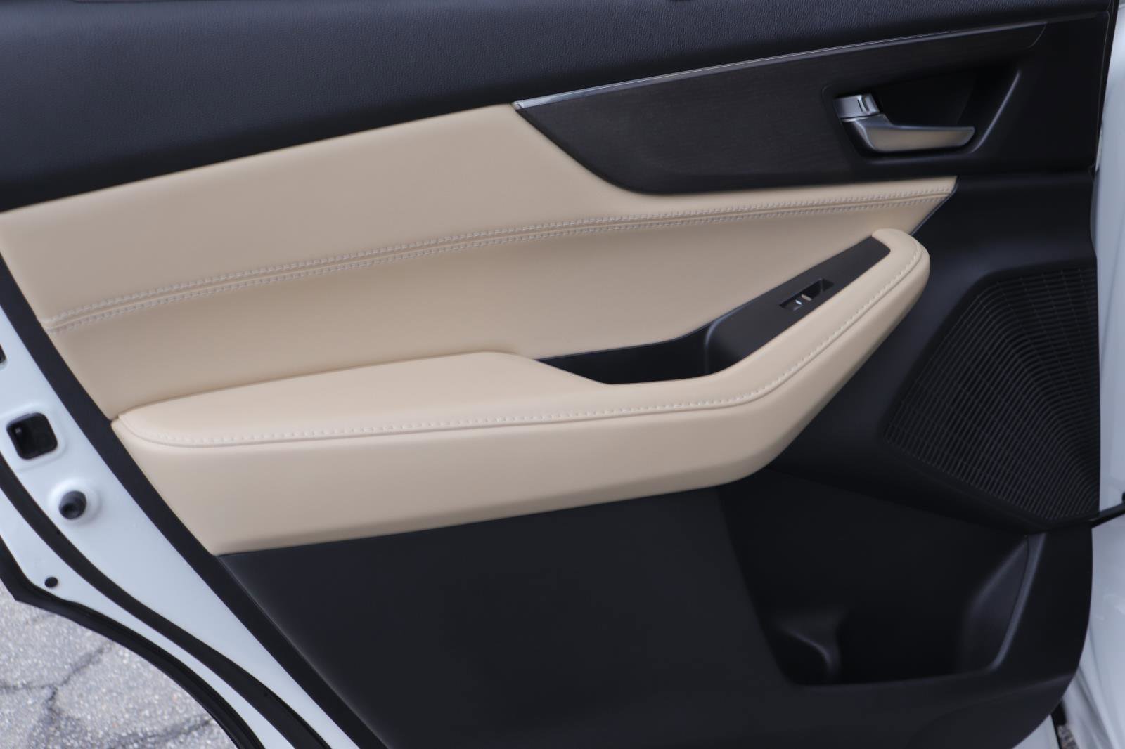 Used 2022 Acura MDX SH-AWD w/ Advance Package image 12