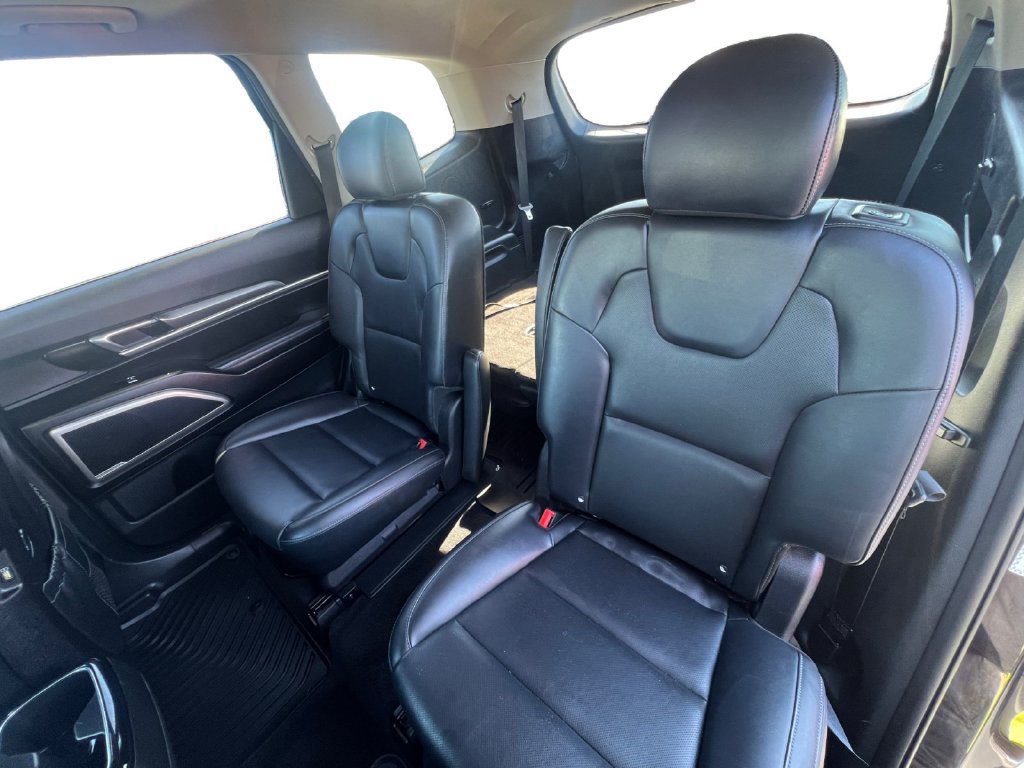 Used 2021 Kia Telluride S FWD image 22