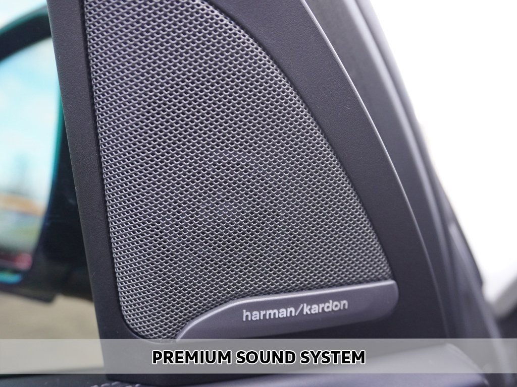 Used 2022 BMW X5 M Competition w/ Competition Package 2 image 5