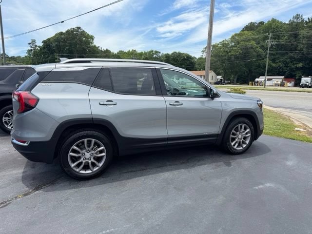 Certified 2024 GMC Terrain SLT AWD/4WD image 4