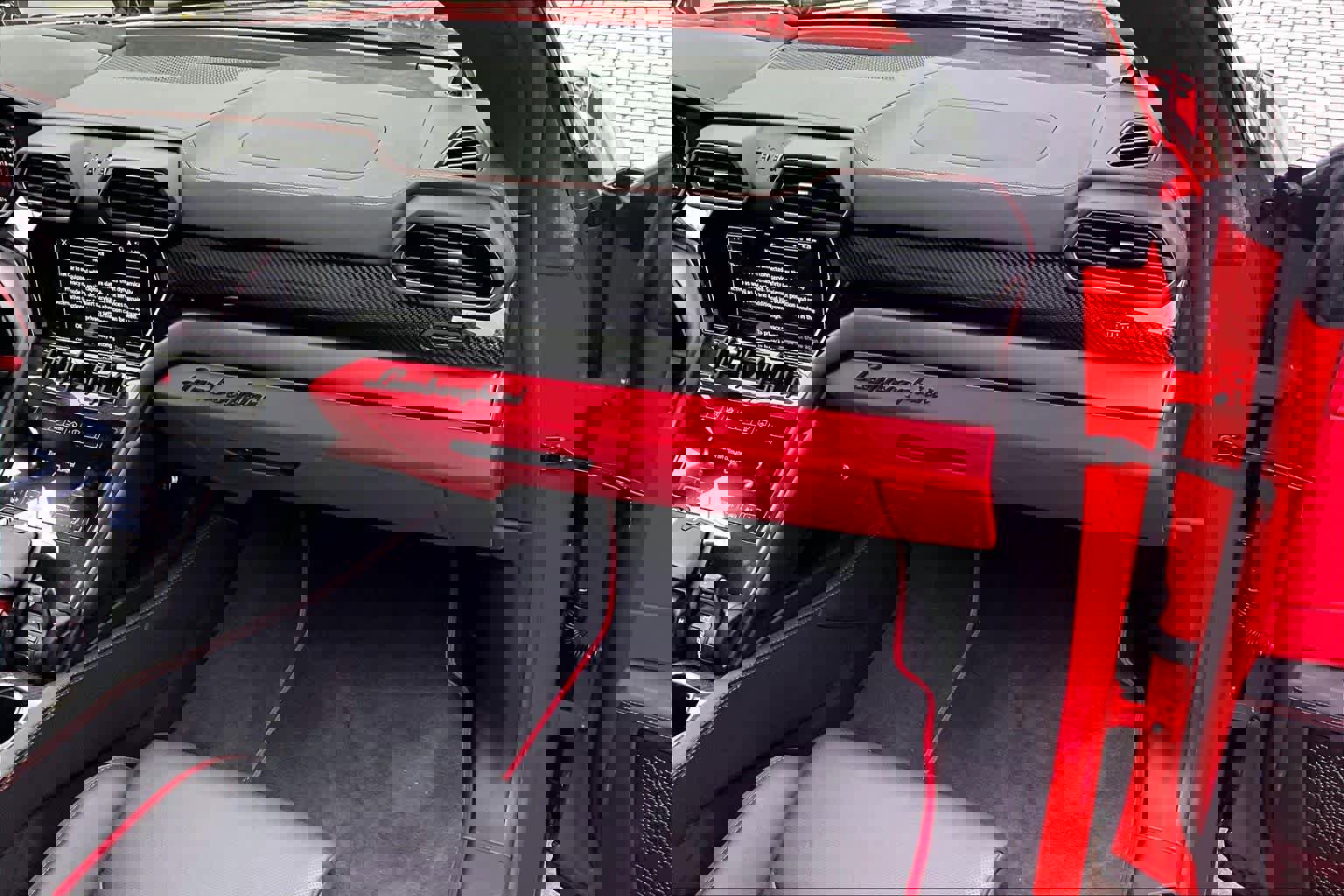 Used 2024 Lamborghini Urus S image 17