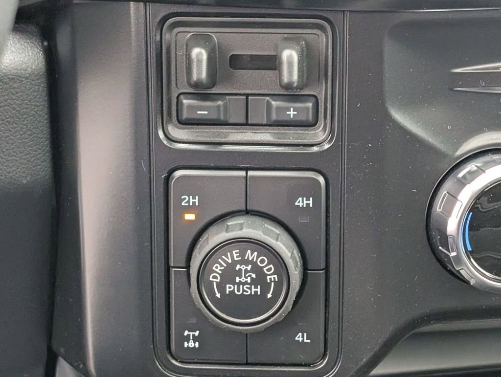 New 2026 Ford F250 Lariat w/ Tremor Off-Road Package image 41