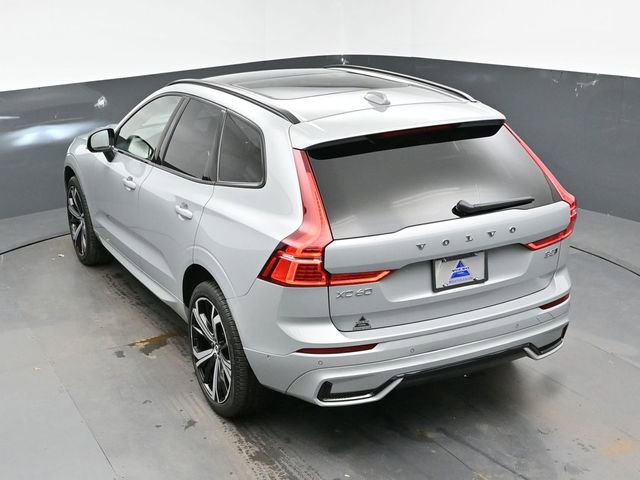 Used 2024 Volvo XC60 B5 Ultimate w/ Climate Package image 49