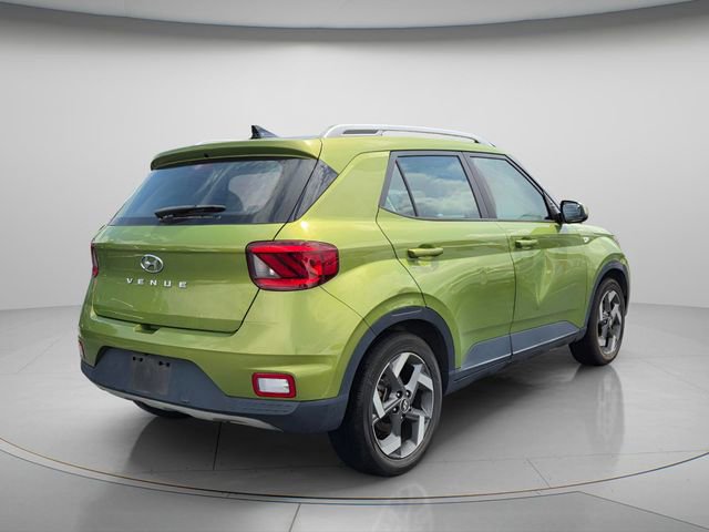 Used 2021 Hyundai Venue SEL FWD image 6
