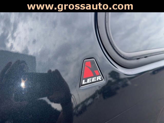 Used 2017 GMC Sierra 1500 SLT w/ SLT Premium Package image 13