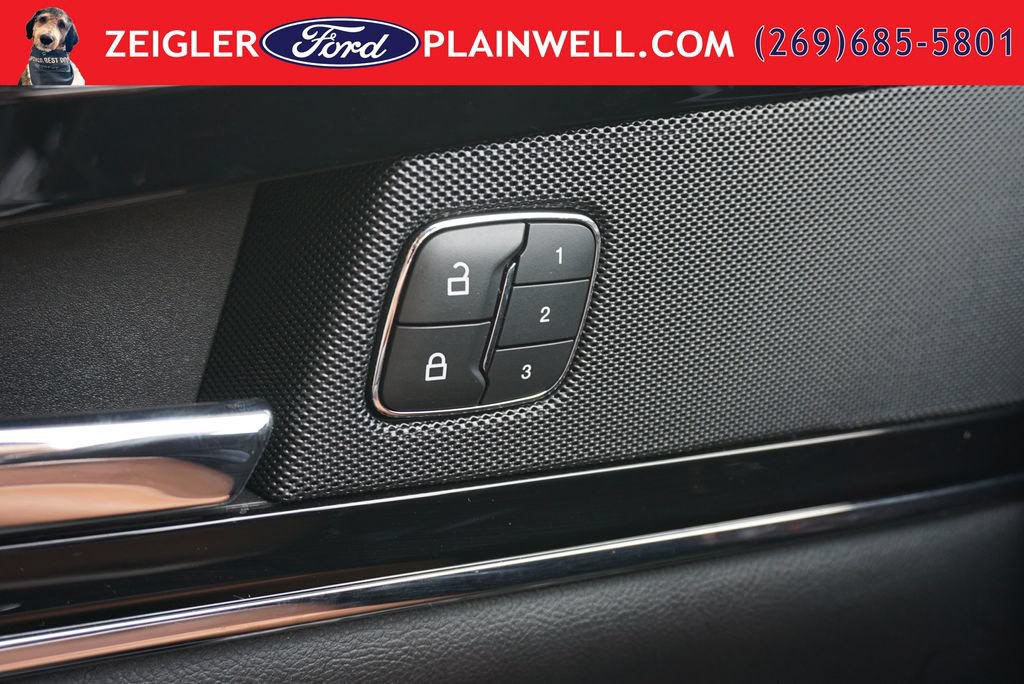 Used 2022 Lincoln Nautilus AWD w/ Premium Package image 32