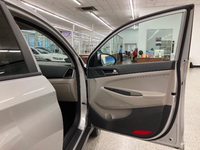 Used 2018 Hyundai Tucson SEL FWD image 24
