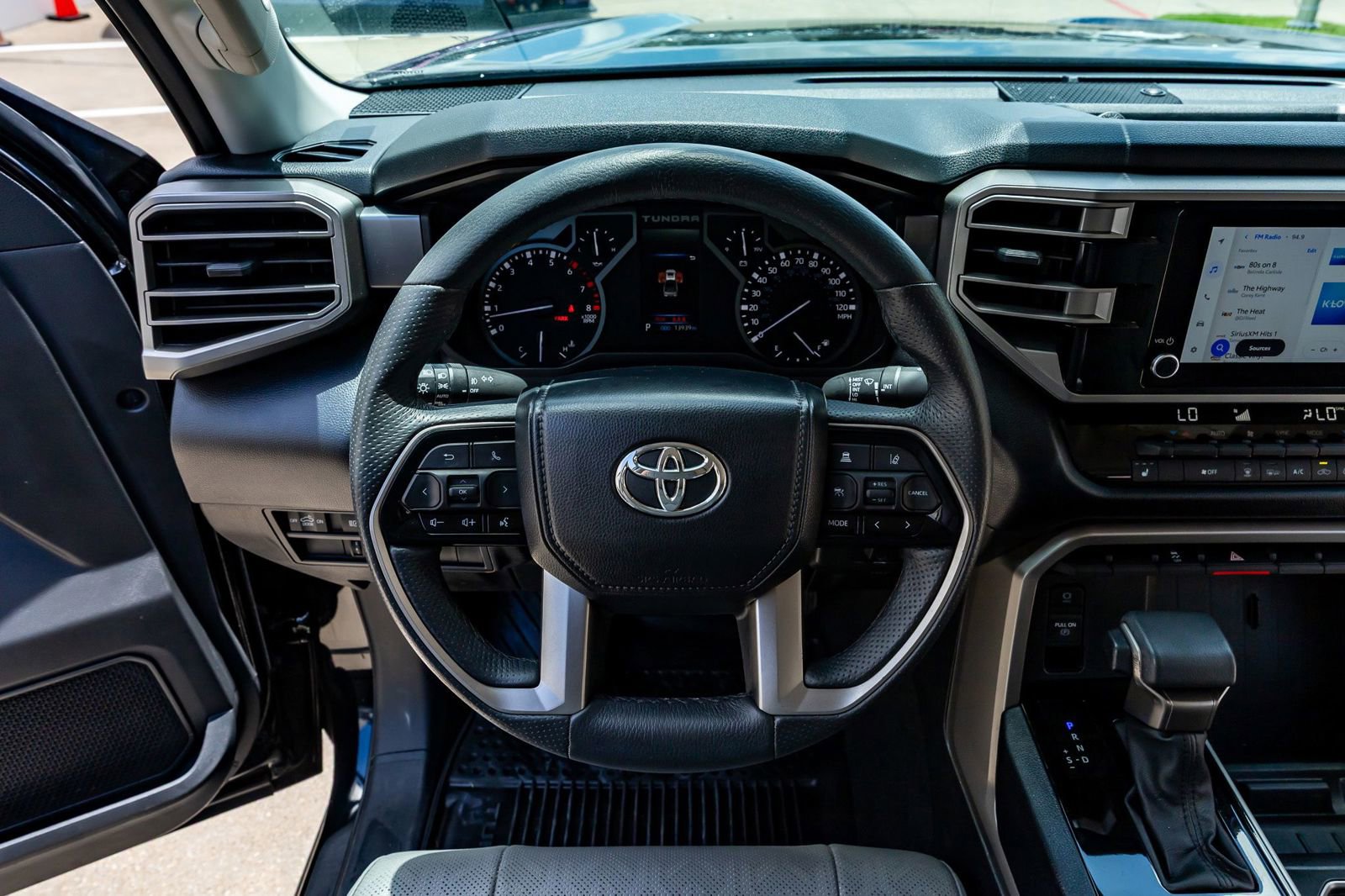 Used 2024 Toyota Tundra SR5 w/ SR5 Premium Package AWD/4WD image 18