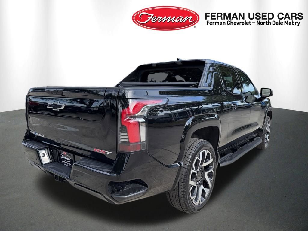 Used 2025 Chevrolet Silverado EV RST AWD/4WD image 2
