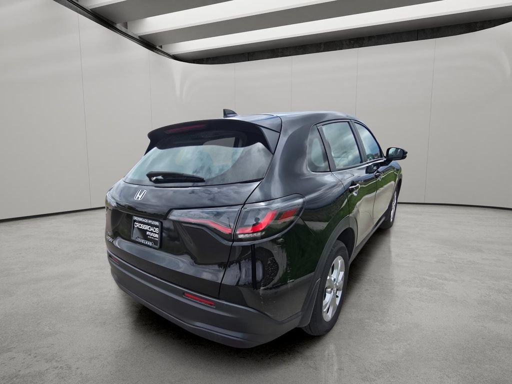 Used 2025 Honda HR-V LX image 5