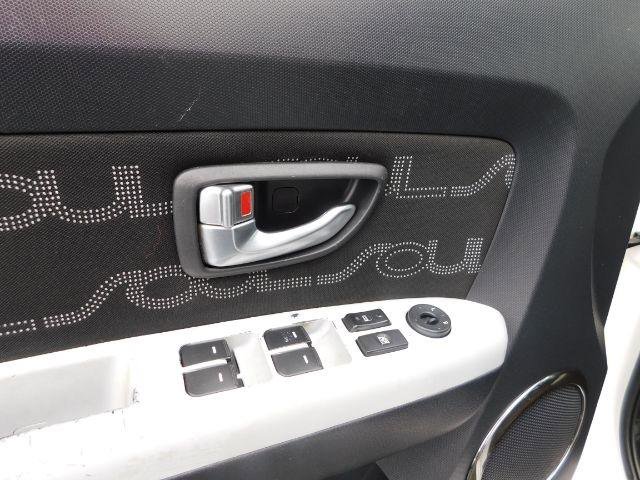 Used 2012 Kia Soul + image 12