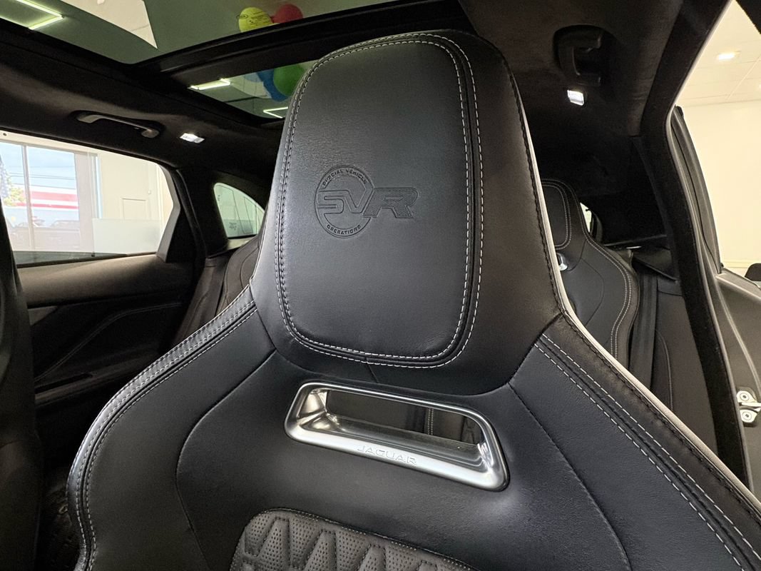 Used 2020 Jaguar F-PACE SVR AWD/4WD image 15