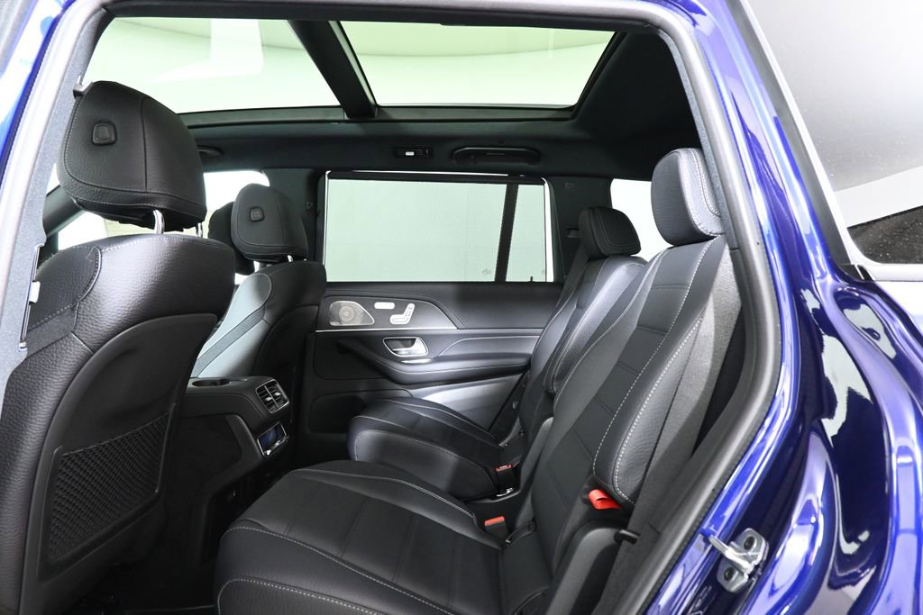 New 2026 Mercedes-Benz GLS 580 4MATIC image 29