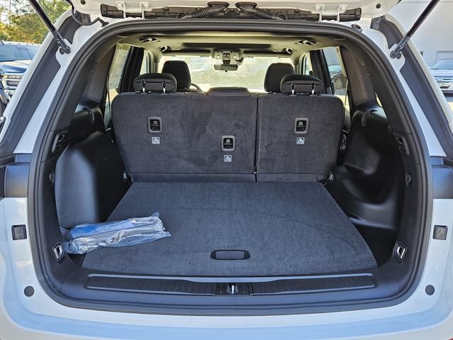New 2025 Jeep Grand Cherokee Laredo RWD image 12