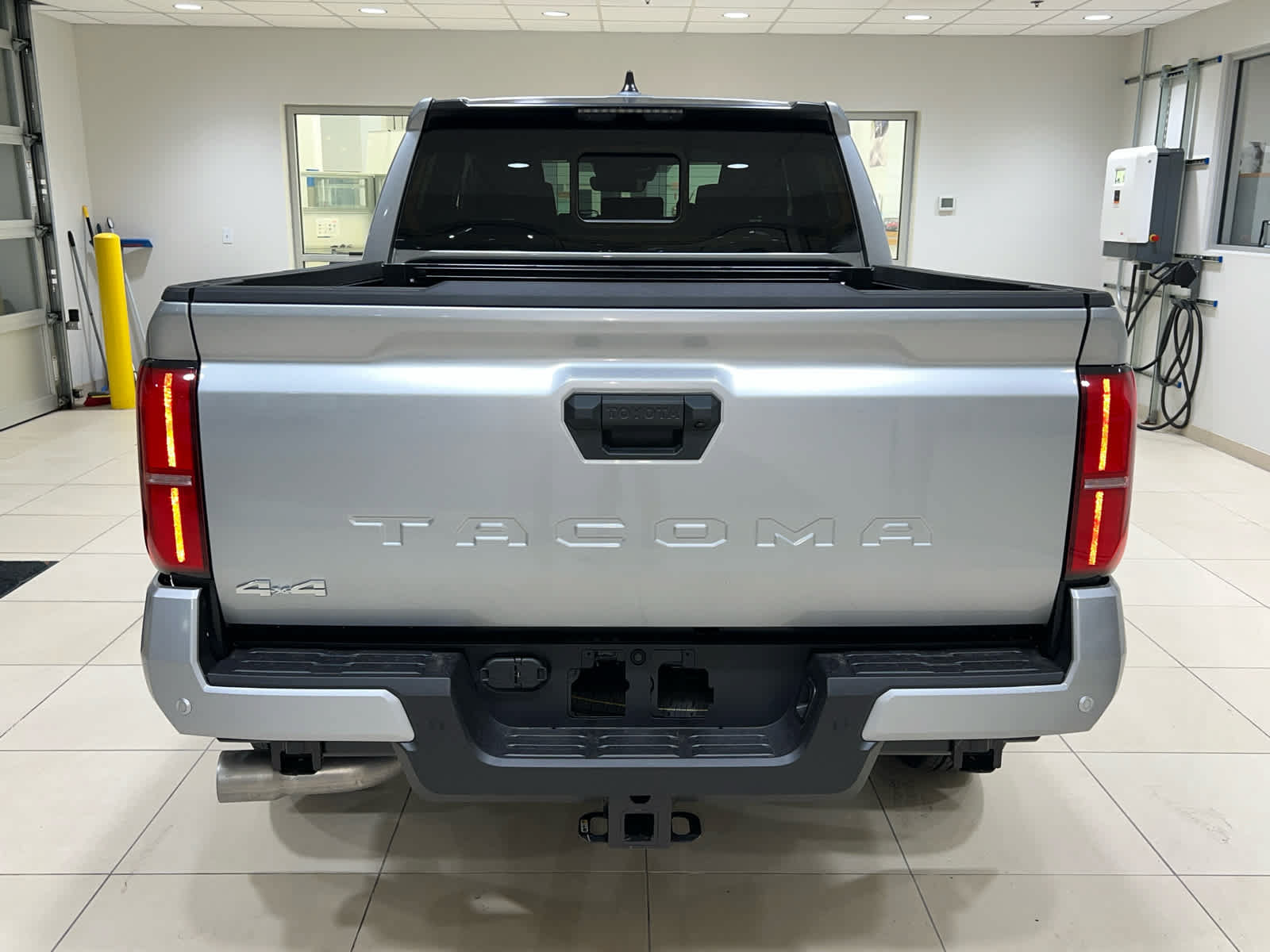 New 2026 Toyota Tacoma SR5 AWD/4WD image 8